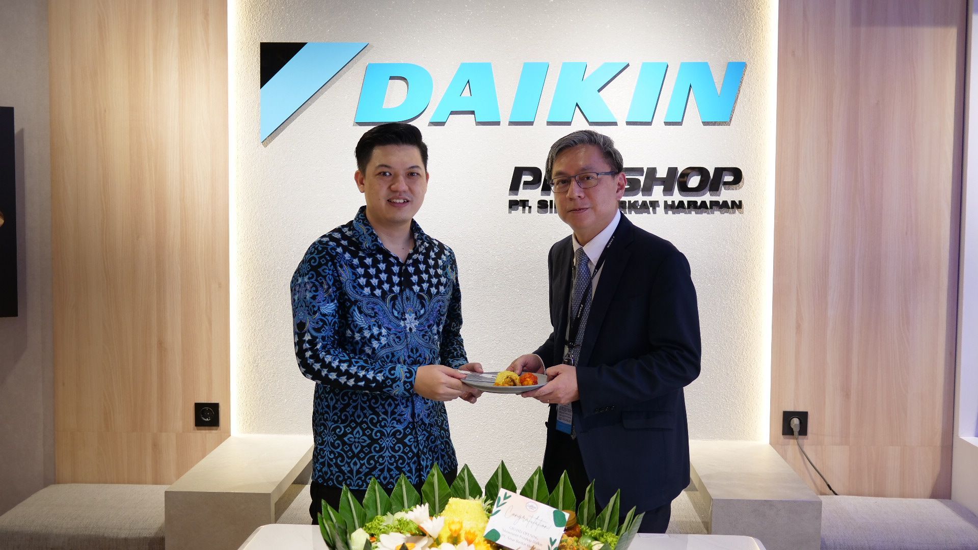Expanding Premium AC Solutions: PT. Sinar Berkat Harapan’s Daikin Proshop Showroom Now Open in Bintaro