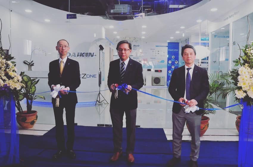 DAIKIN XPERIENCE ZONE SEMARANG OPENING NEW OFFICE