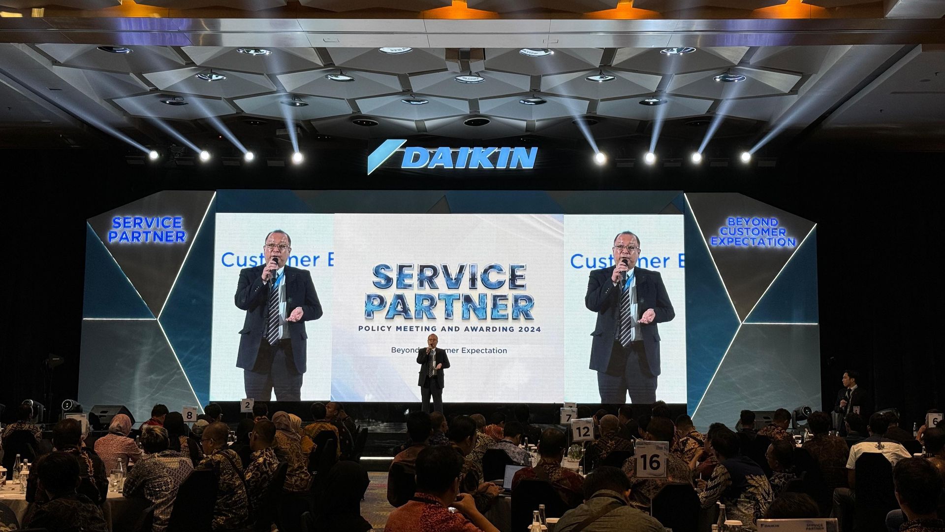 DAIKIN Service Partner Policy Meeting & Awarding 2024 “Beyond Customer Expectation”