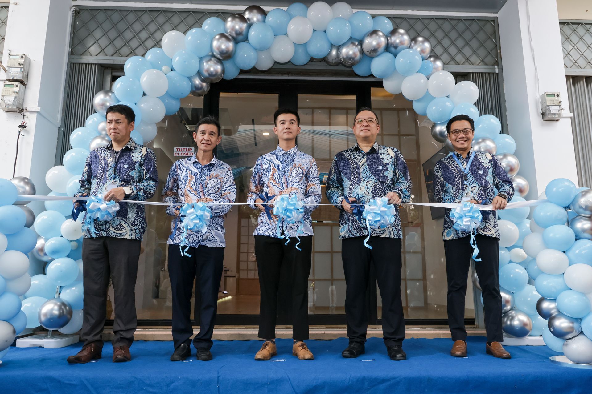 Continuing Expansion, Two More DAIKIN Proshop Showrooms Officially Open
